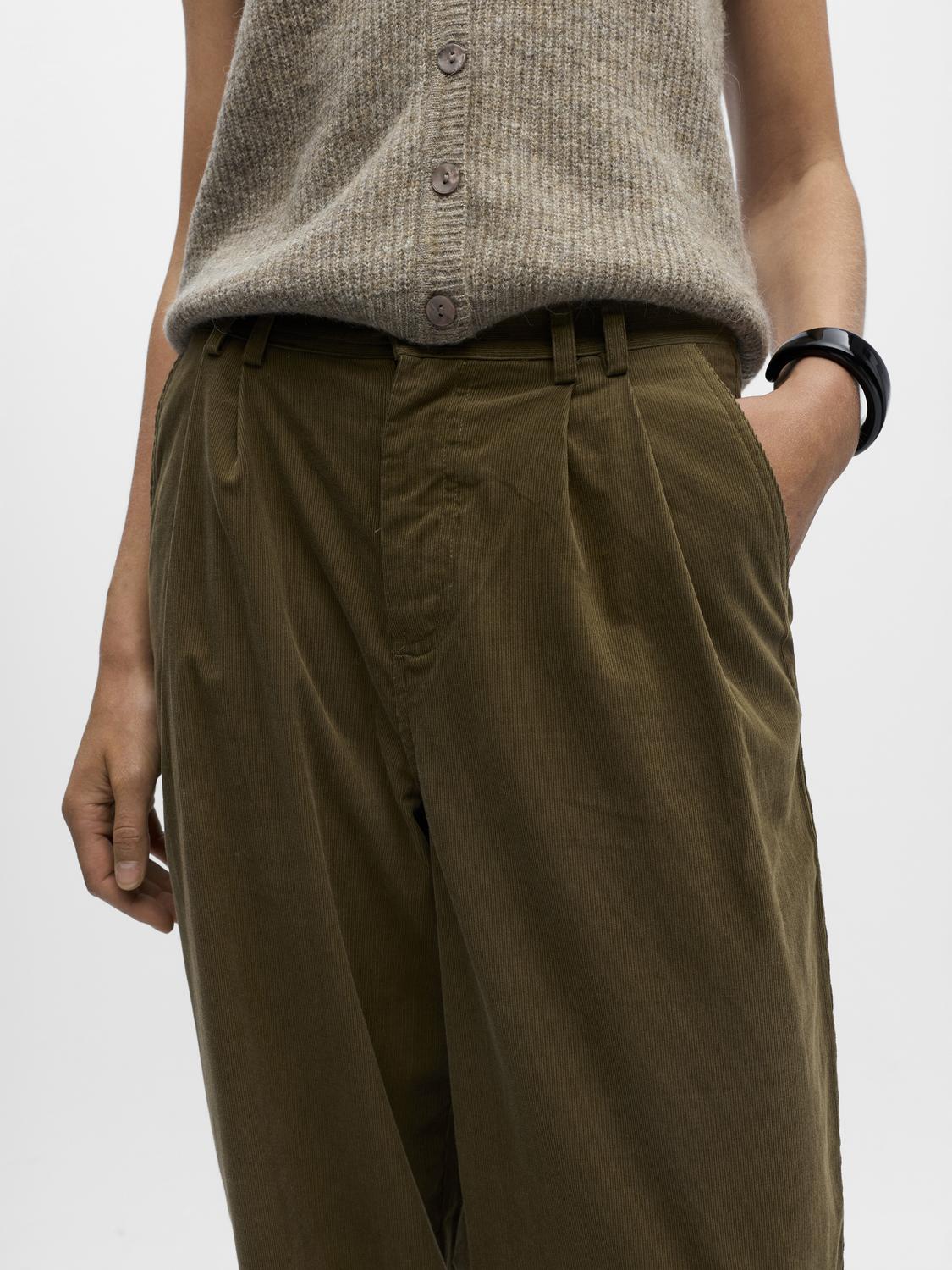 model_shot-detail